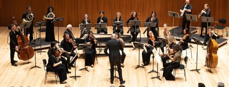 תזמורת הבארוק ירושלים מנגנת את יצירותיהם של היידן ומוצרט. צילום: יואל לוי