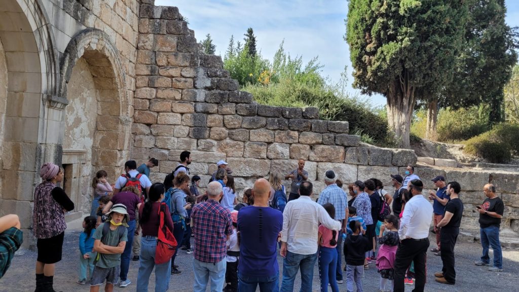 פעילות שבוע מורשת וחנוכה בגן הלאומי בית שערים. צילום: מאיה חכמון קדוש רשות הטבע והגנים