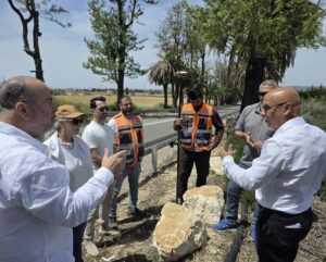 ראש המועצה פרדס חנה כרכור, יוני חכימי, מ"מ וסגן ראש המועצה עו"ד אייל כגן ומהנדסת המועצה, אדר' ליטל שלף- דורי. צילום" באדיבות דוברות מועצה מקומית פרדס חנה