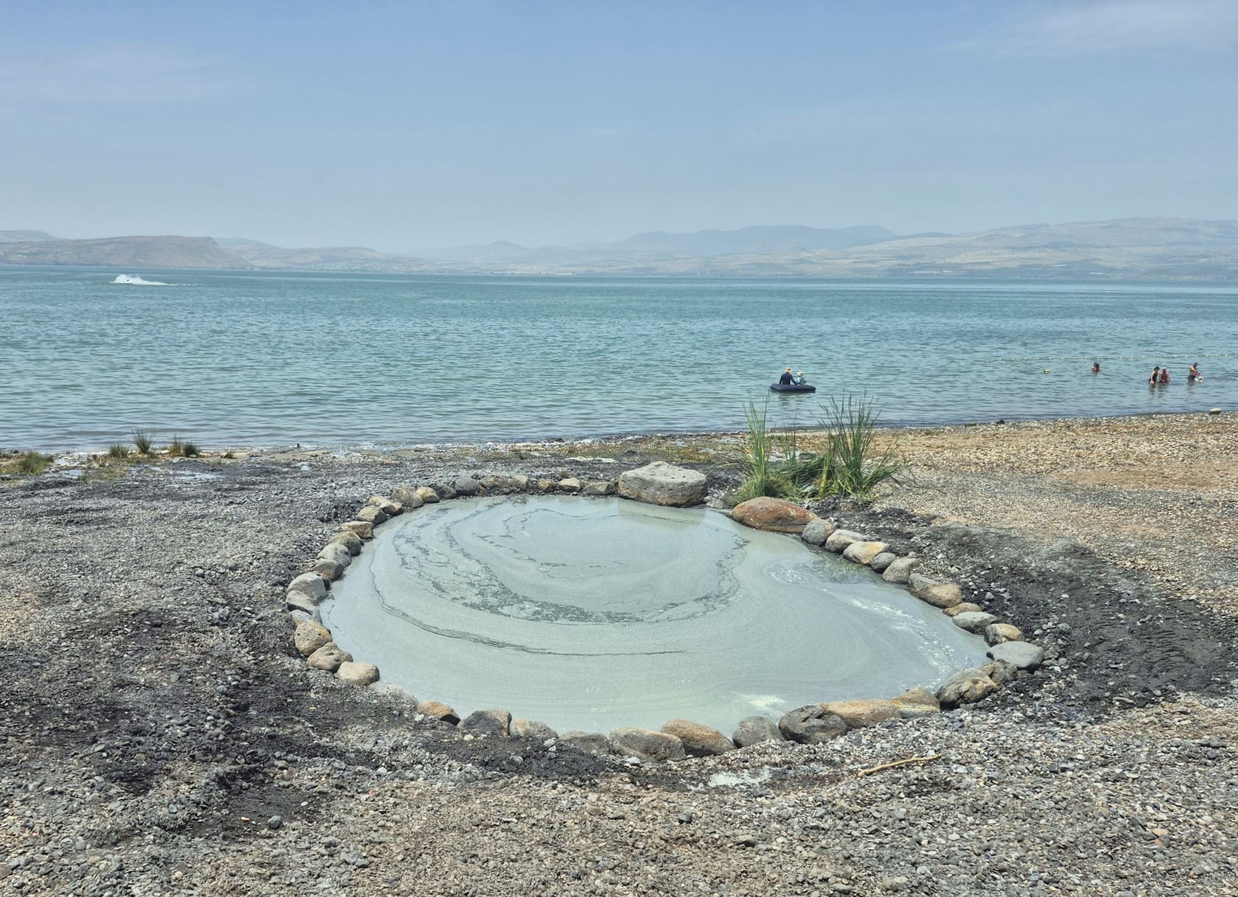 עבודות שיקום בריכת הגופרית בחוף גופרה