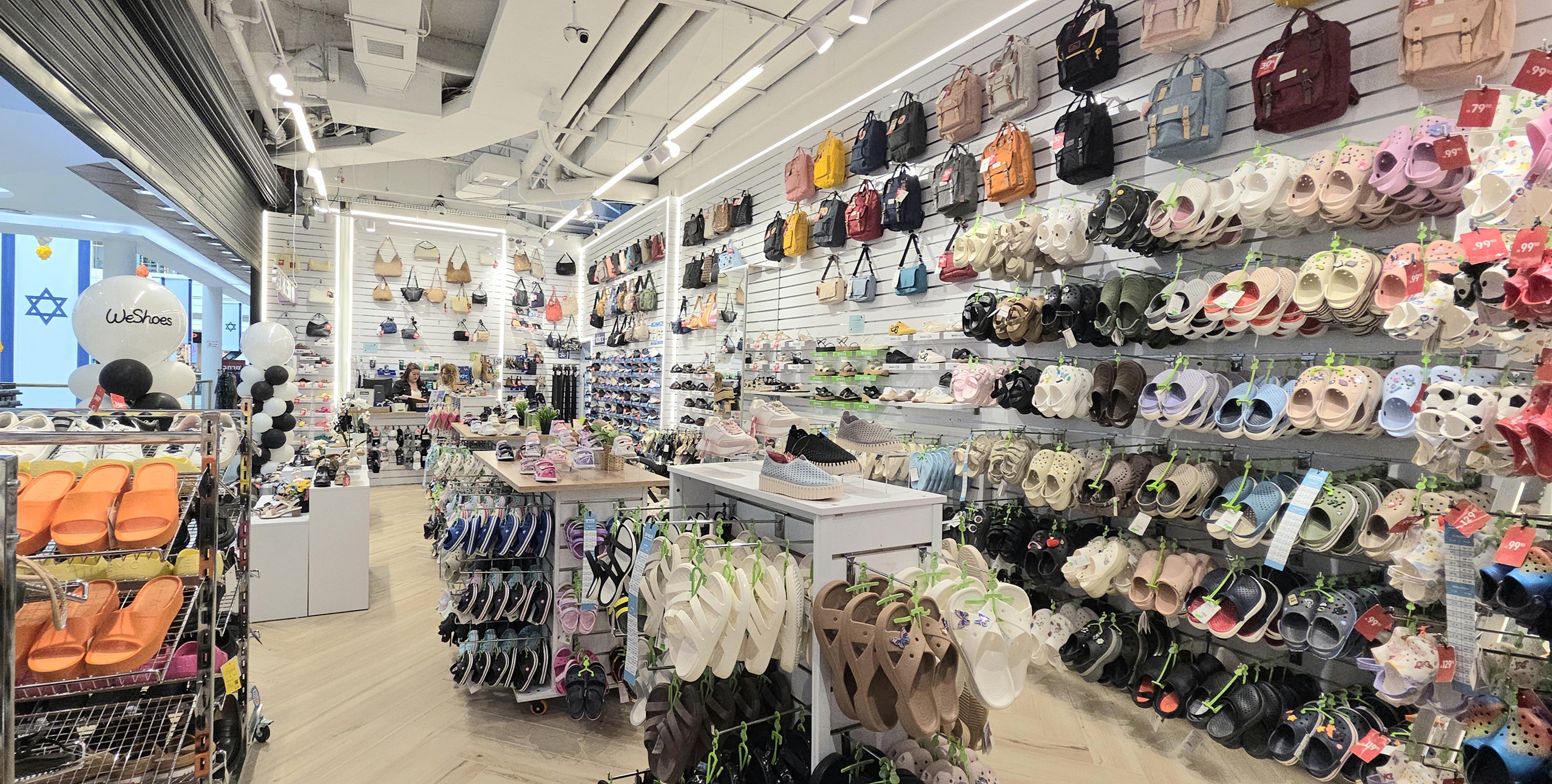 סניף WeShoes חדש בחדרה