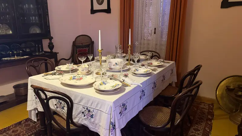 מבני אבן היסטוריים משוחזרים בזכרון יעקב