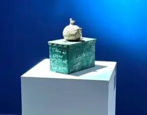 "השנים הללו" - תערוכה חדשה בגלרית עשוש, צוקים, שם היצירה- תיל צילום- באדיבות גלריית עשוש, כפר האמנים צוקים.
