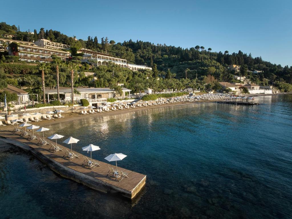 Aeolos Beach Resort בקורפו