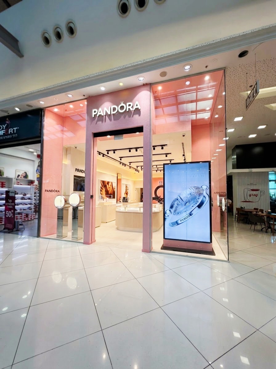 חנות הקונספט החדשה של PANDORA בעופר הקניון הגדול בפתח תקווה